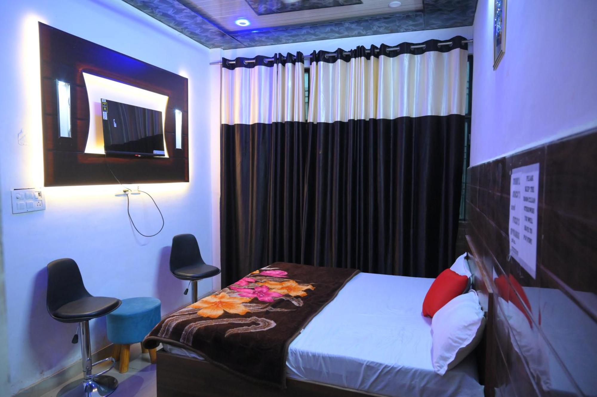 Hotel Starlight Мератх Экстерьер фото