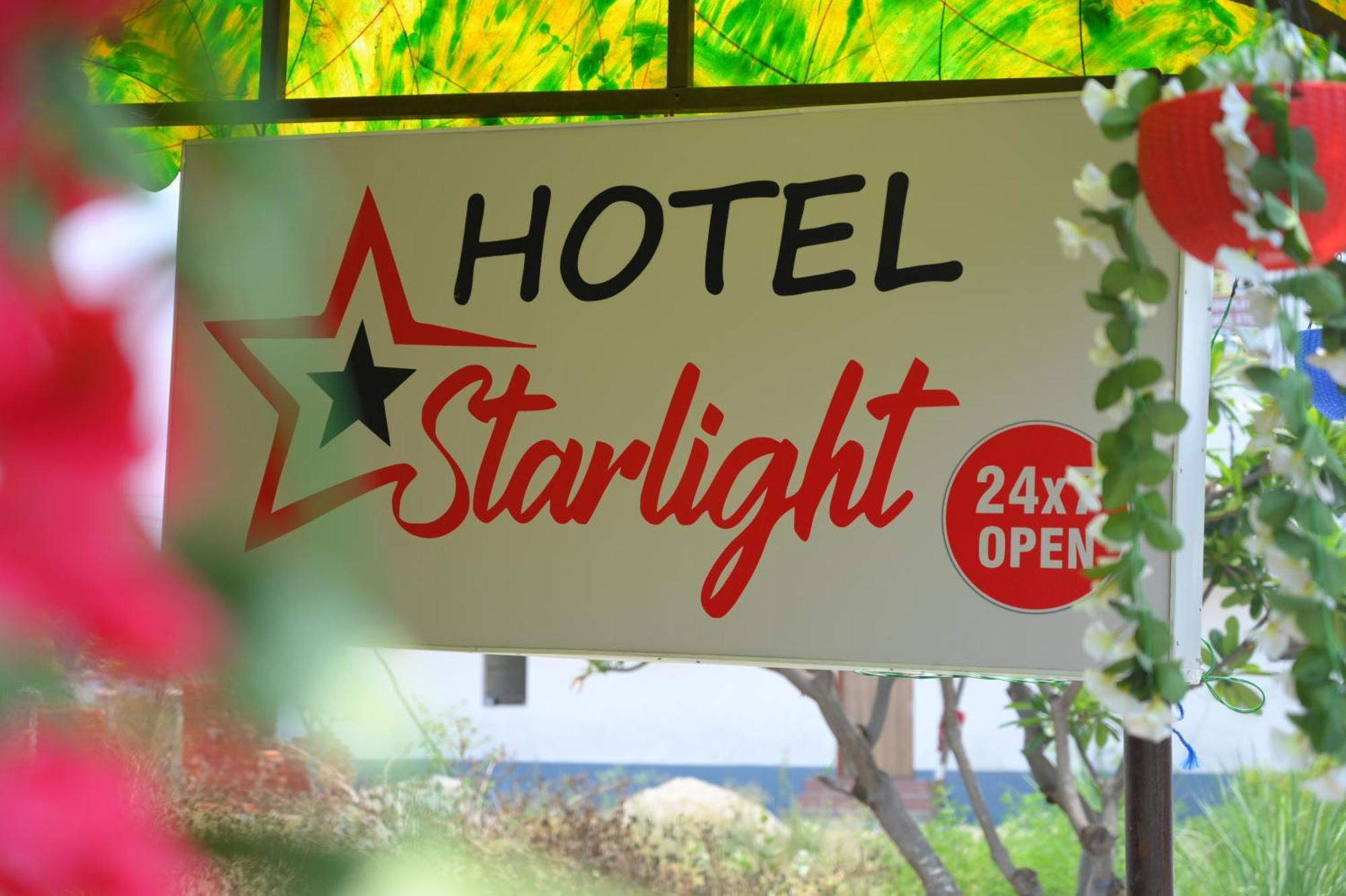 Hotel Starlight Мератх Экстерьер фото